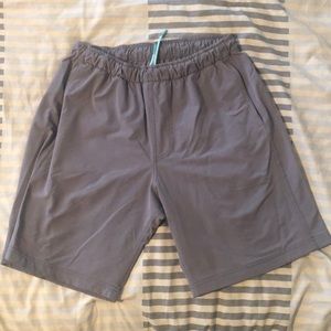 Myles apparel shorts (medium)